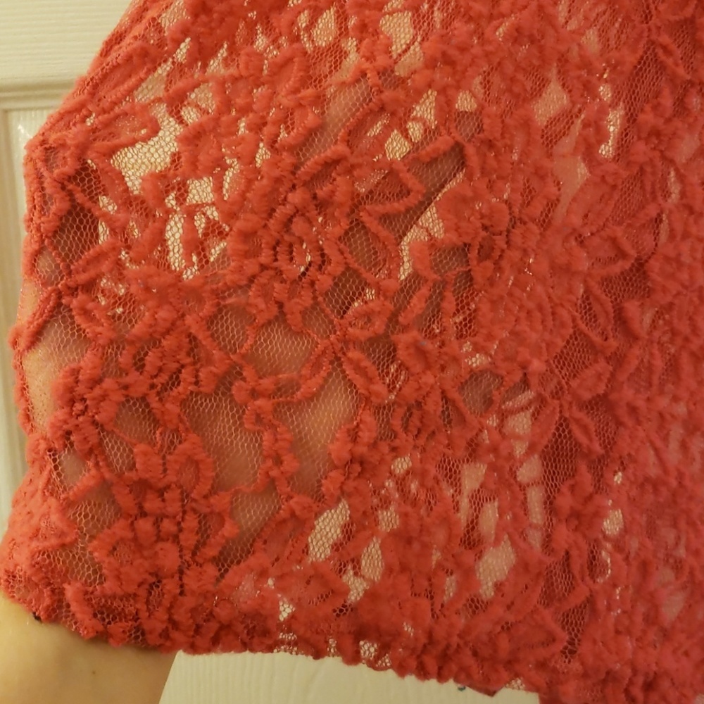 Top - Picture 3 of 4